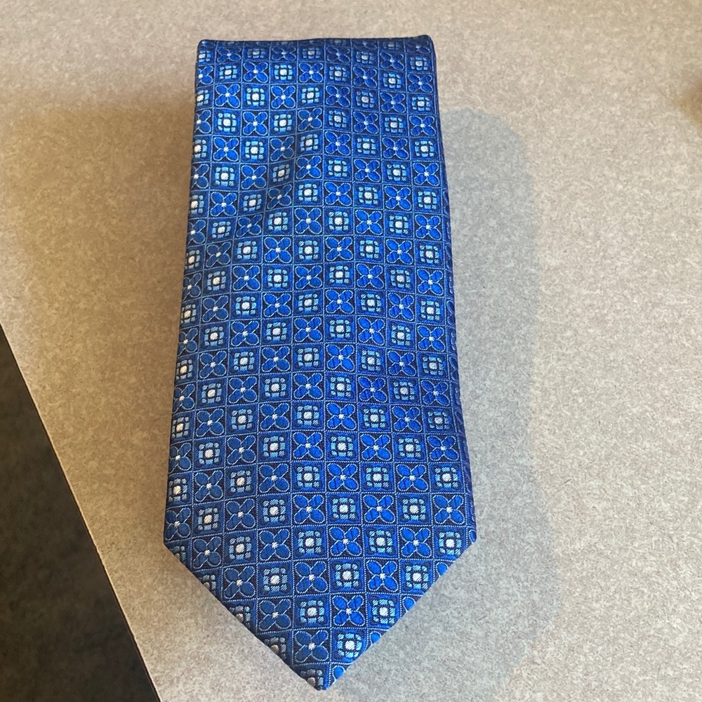David Donahue Blue Patterned Dress Tie